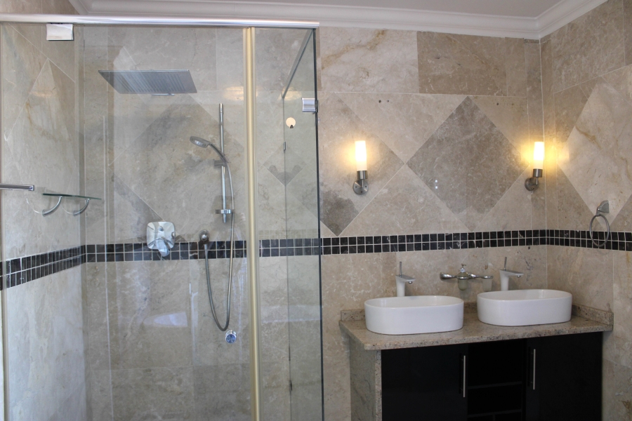 6 Bedroom Property for Sale in Cashan North West